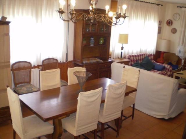Casa chalet en Venta en Vallgorguina