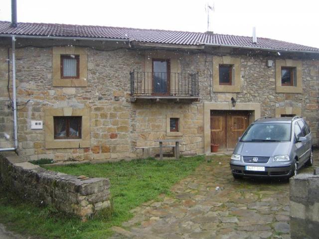 Casa chalet en Venta en Valle de Valdebezana