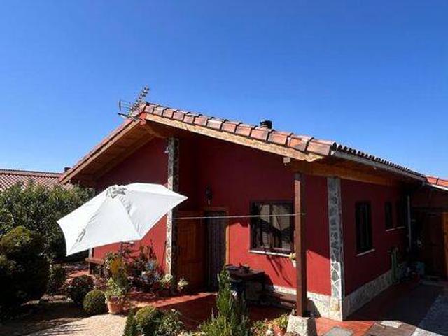 Casa chalet en Venta en Valle de Losa