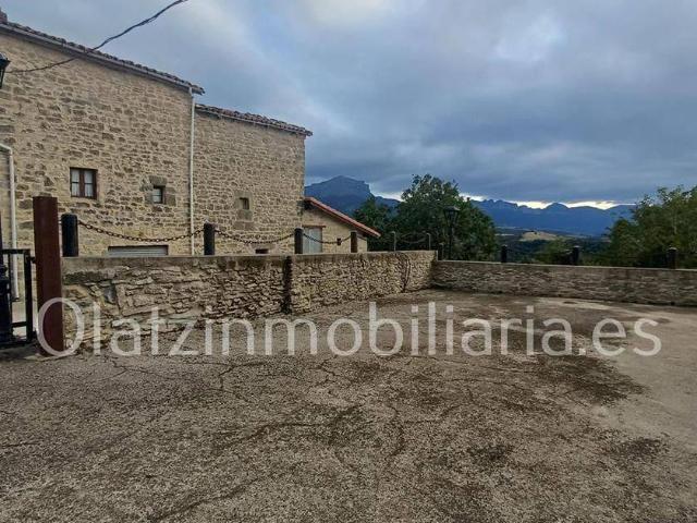 Casa chalet en Venta en Valle de Mena