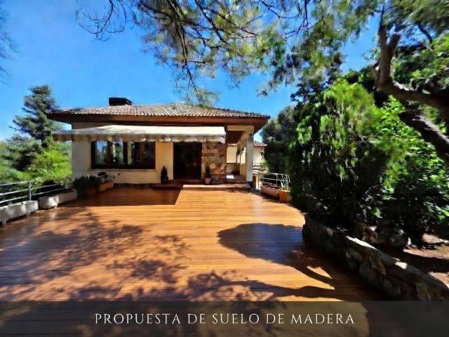 Casa chalet en Venta en Vallirana