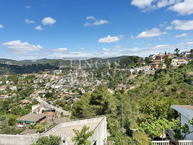 Casa chalet en Venta en Vallirana