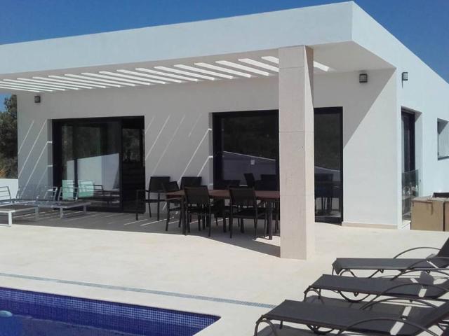 Casa chalet en Venta en Vallirana