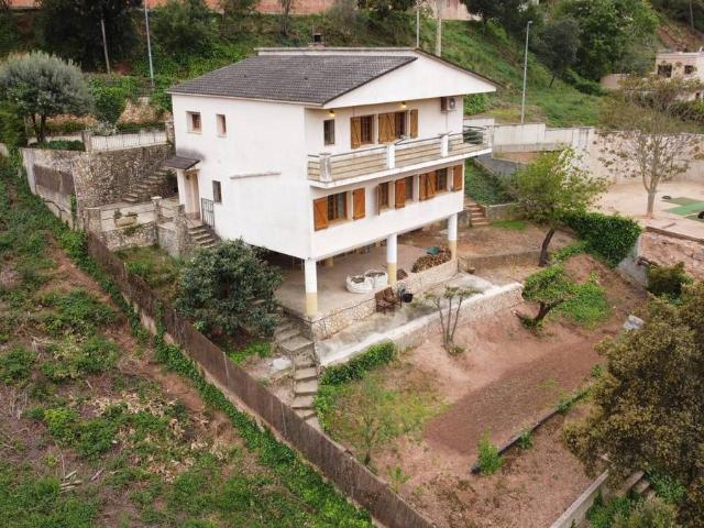 Casa chalet en Venta en Vallirana