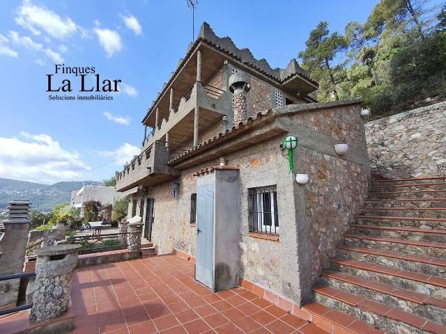Casa chalet en Venta en Vallirana
