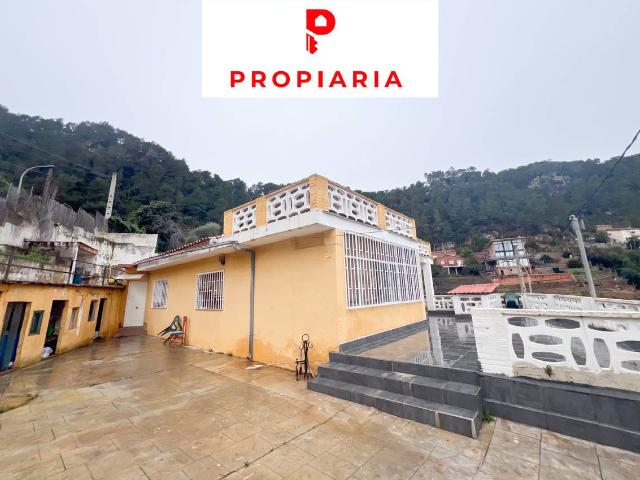 Casa chalet en Venta en Vallirana