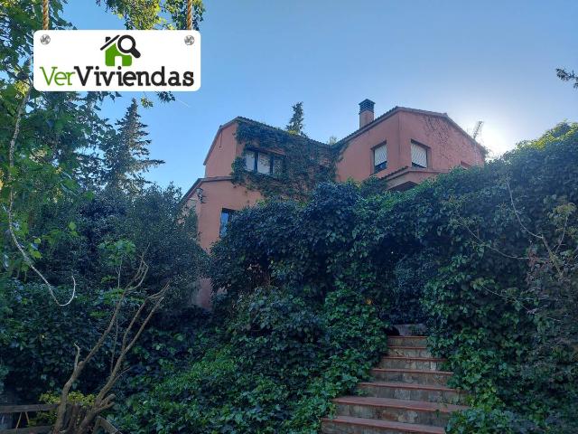 Casa chalet en Venta en Vallirana