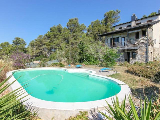 Casa chalet en Venta en Vallirana