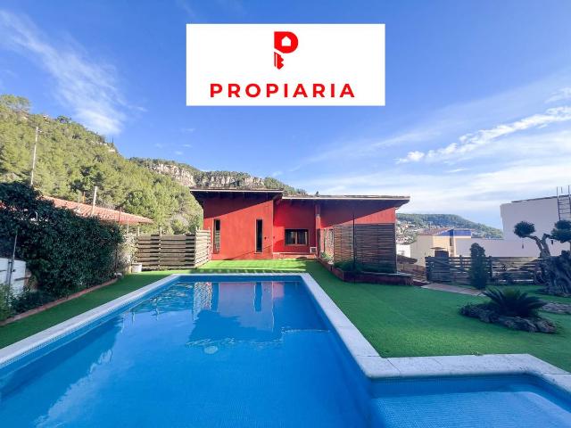 Casa chalet en Venta en Vallirana
