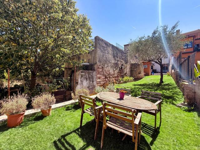 Casa chalet en Venta en Vallirana