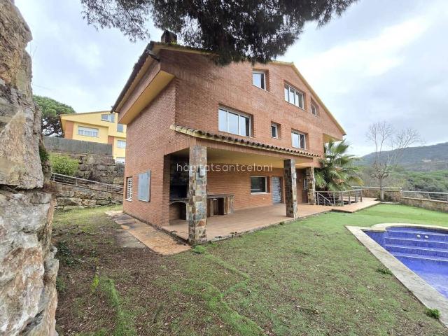 Casa chalet en Venta en Vallromanes