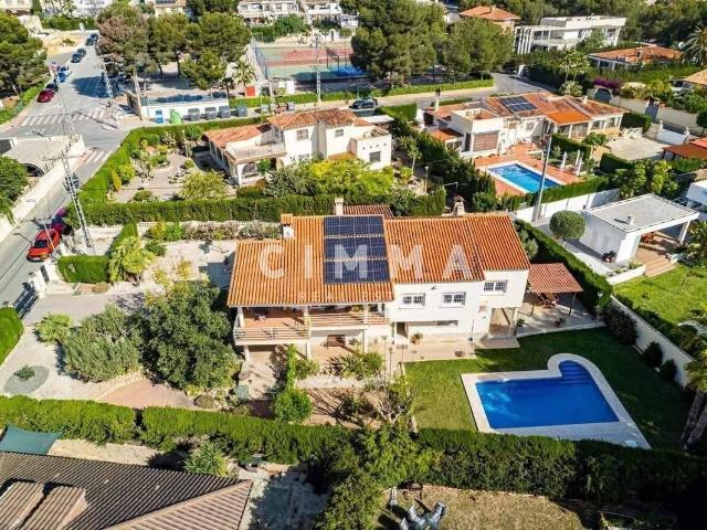 Casa chalet en Venta en Varadero