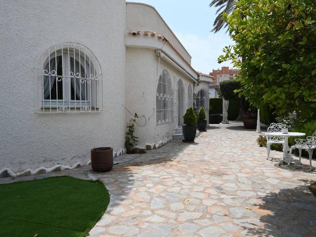Casa chalet en Venta en Veneziola
