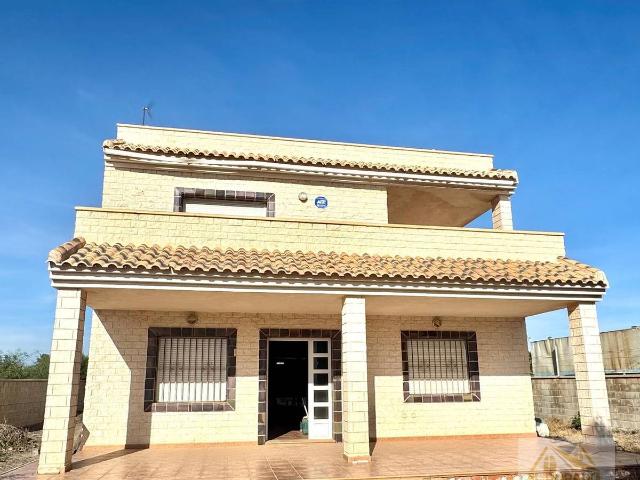 Casa chalet en Venta en Veneziola