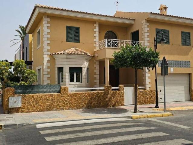 Casa chalet en Venta en Vera Ciudad