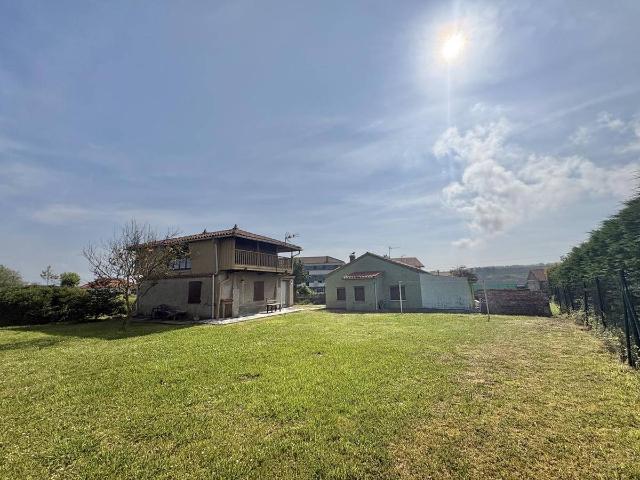 Casa chalet en Venta en Verdicio Bañugues Cabo Peña