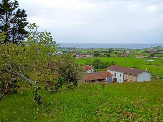 Casa chalet en Venta en Verdicio Bañugues Cabo Peña