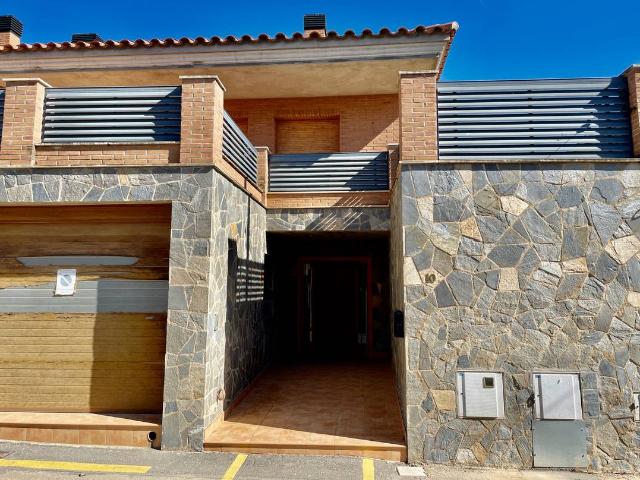 Casa chalet en Venta en Vinyols i els Arcs