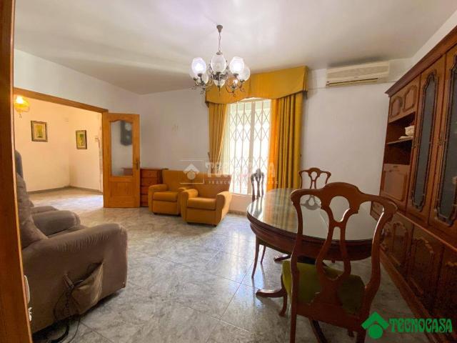 Casa chalet en Venta en Viator