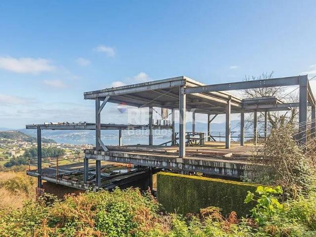 Casa chalet en Venta en Vilaboa