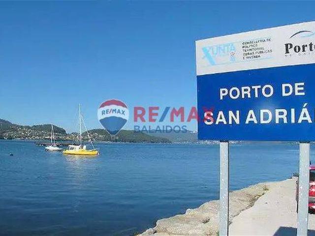 Casa chalet en Venta en Vilaboa