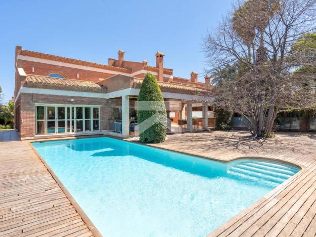 Casa chalet en Venta en Vilafortuny