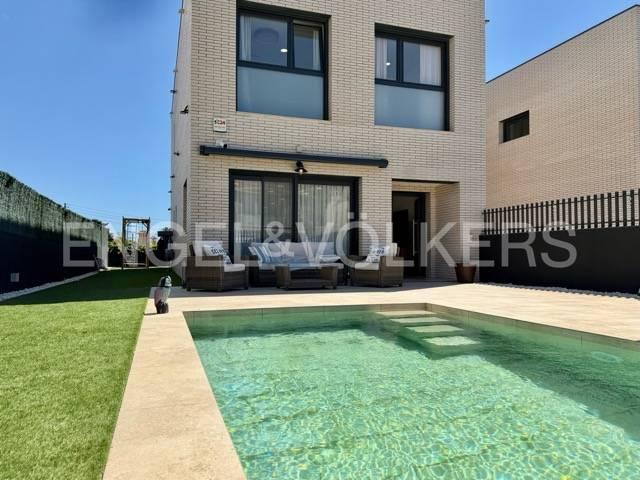 Casa chalet en Venta en Vilafortuny