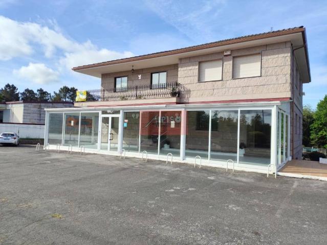 Casa chalet en Venta en Vilamarín