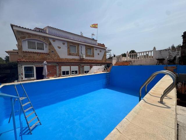 Casa chalet en Venta en Vilamarxant