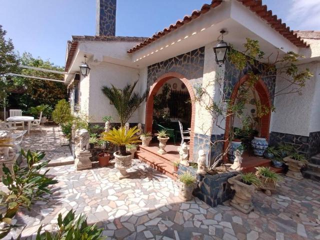 Casa chalet en Venta en Villa de Otura