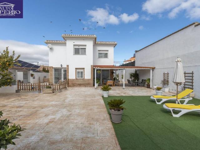 Casa chalet en Venta en Villa de Otura