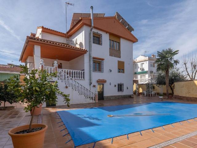 Casa chalet en Venta en Villa de Otura