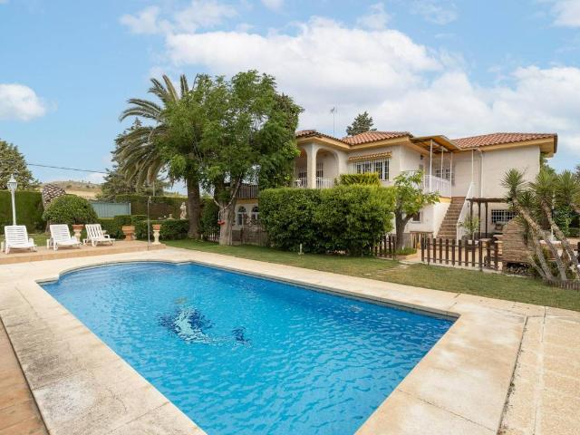 Casa chalet en Venta en Villa de Otura