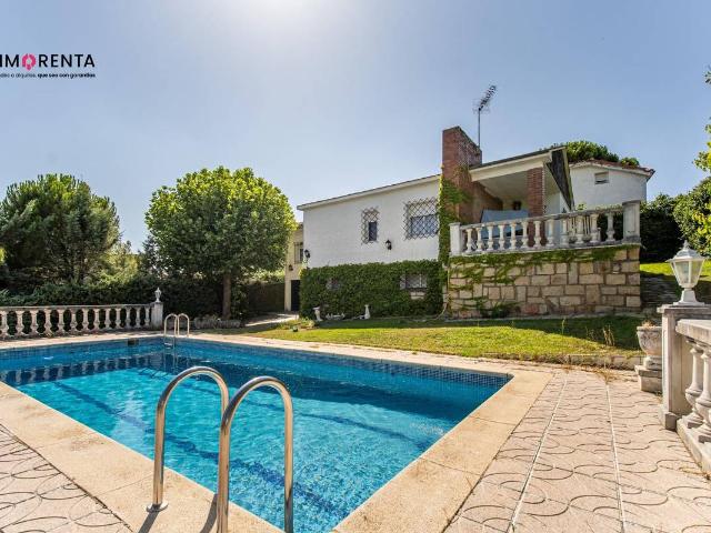 Casa chalet en Venta en Villa del Prado