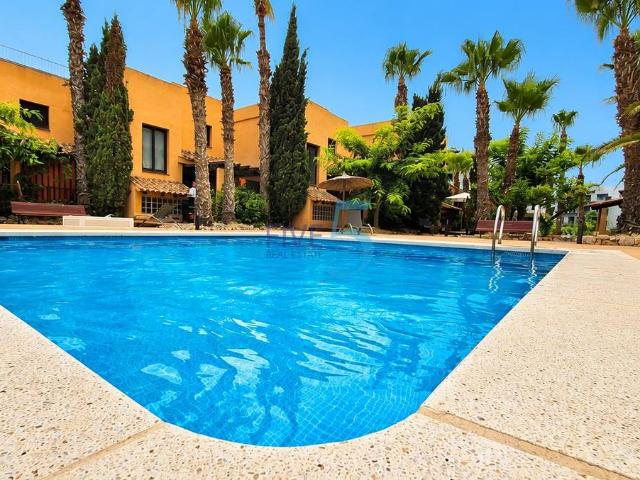 Casa chalet en Venta en Villamartín Las Filipinas
