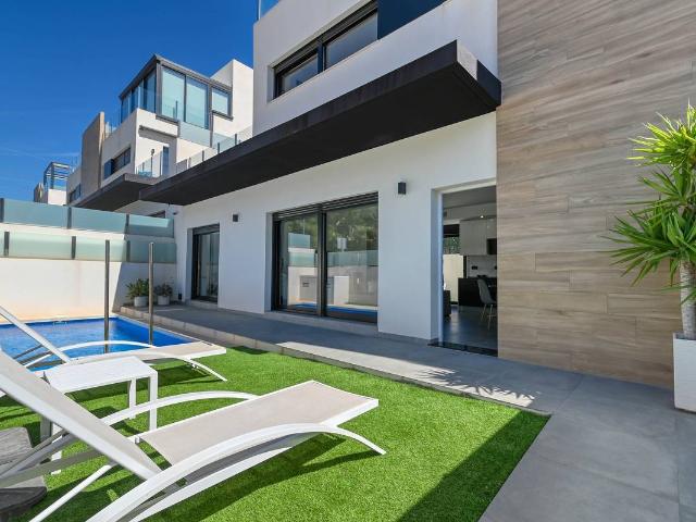 Casa chalet en Venta en Villamartín Las Filipinas