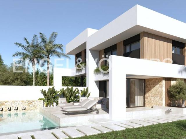 Casa chalet en Venta en Villamartín Las Filipinas
