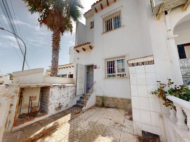 Casa chalet en Venta en Villamartín Las Filipinas