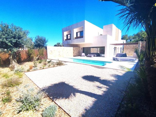 Casa chalet en Venta en Villamartín Las Filipinas