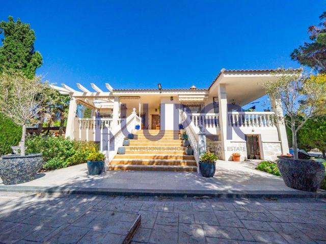 Casa chalet en Venta en Villamontes Boqueres