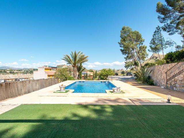 Casa chalet en Venta en Villanueva del Río Segura