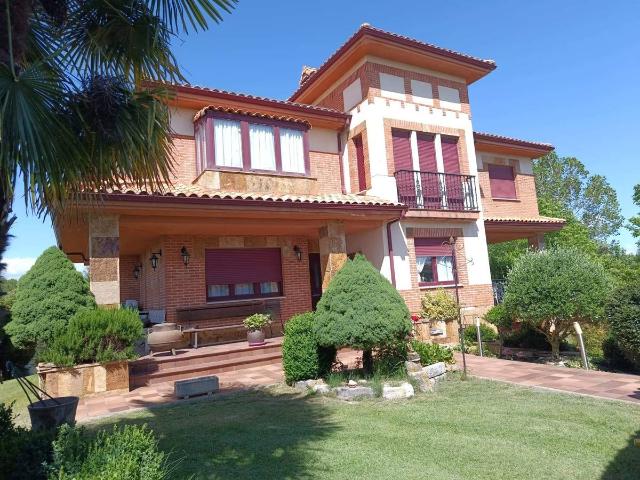 Casa chalet en Venta en Villabalter