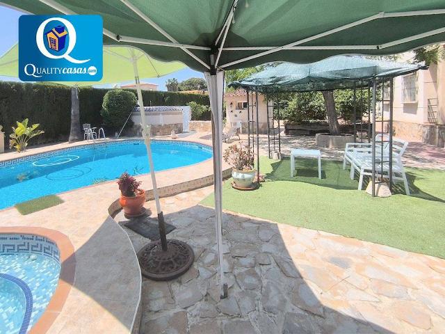 Casa chalet en Venta en Villafranqueza