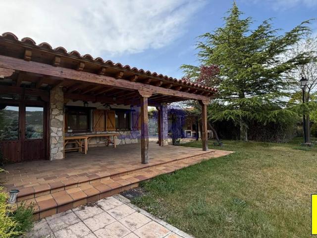 Casa chalet en Venta en Villalba de la Sierra