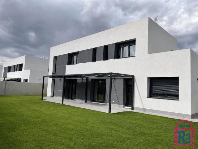 Casa chalet en Venta en Villaquilambre