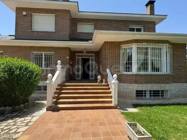 Casa chalet en Venta en Villar del Olmo