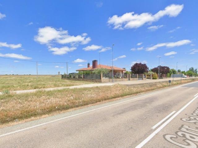 Casa Chalet en Venta en Villaseco De Los Gamitos Salamanca