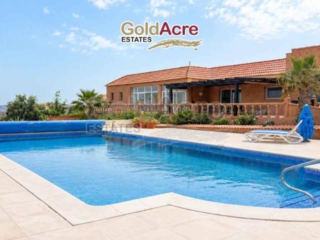 Casa chalet en Venta en Villaverde