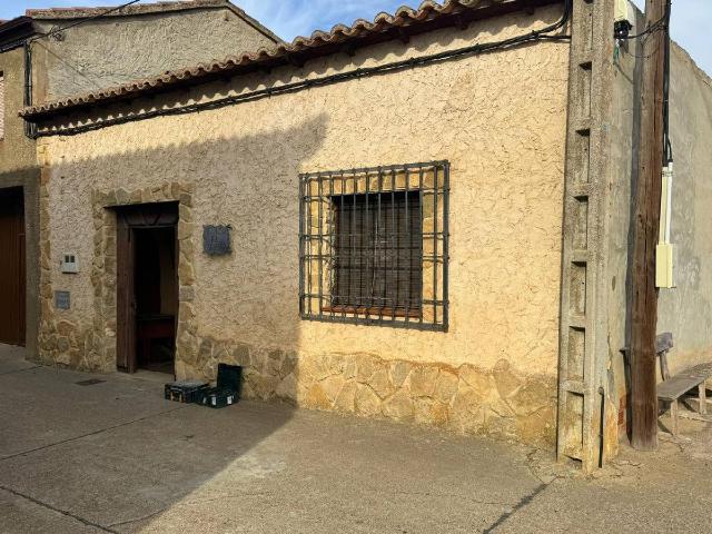 Casa chalet en Venta en Villaveza del Agua