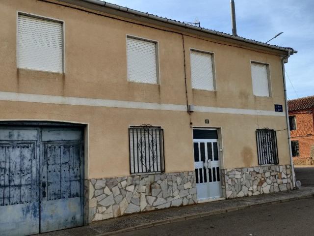 Casa chalet en Venta en Micereces de Tera